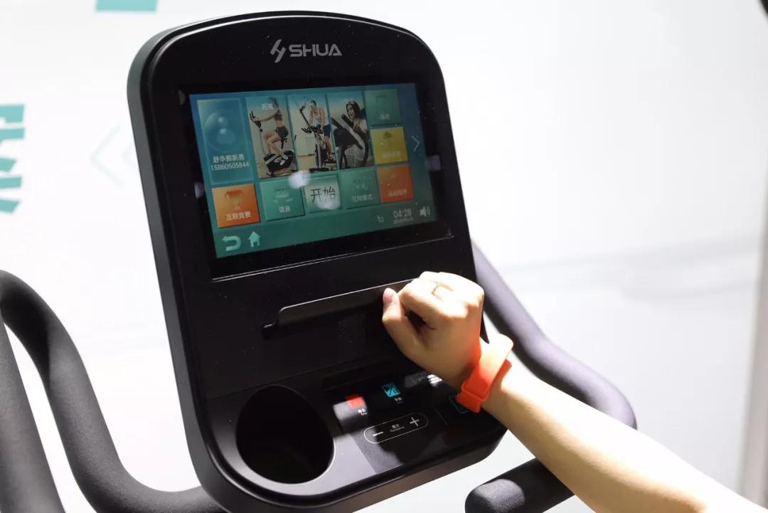 健身器材-智能健身手环与健身器材互联 健身器材-智能健身手环与健身器材互联